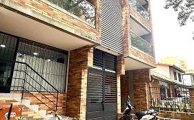 Apto Moderno En Laureles