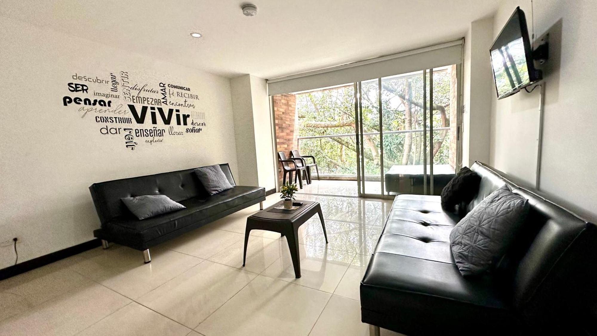 Apto Moderno En Laureles Medellin Exterior photo