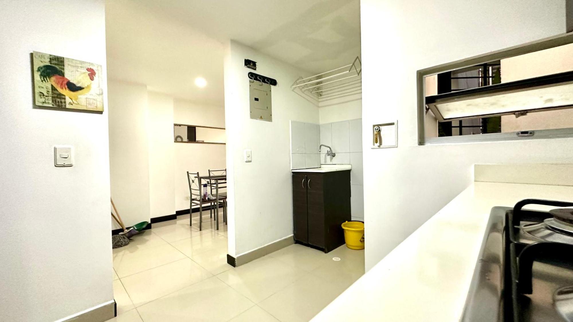 Apto Moderno En Laureles Medellin Exterior photo