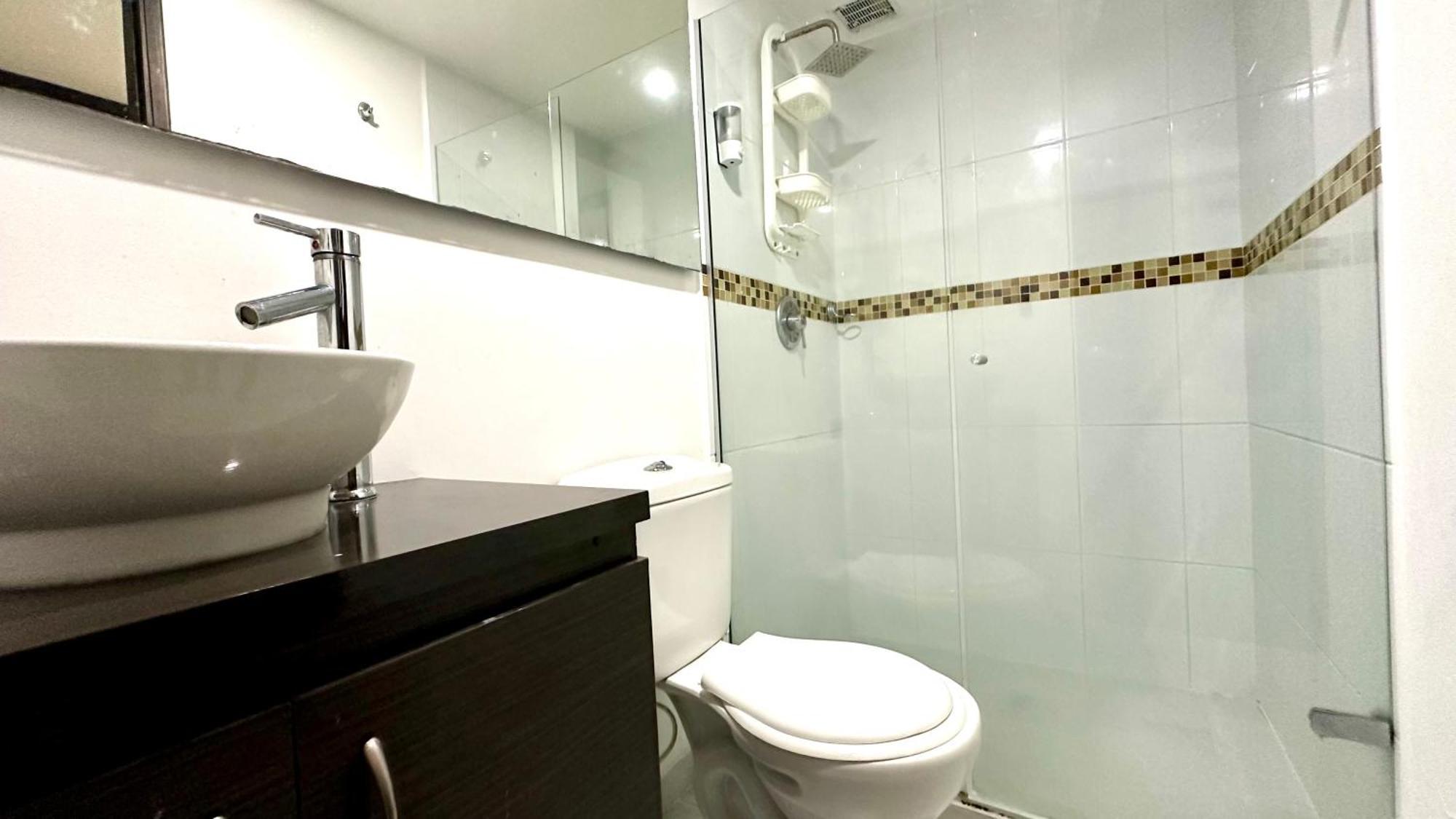Apto Moderno En Laureles Medellin Exterior photo