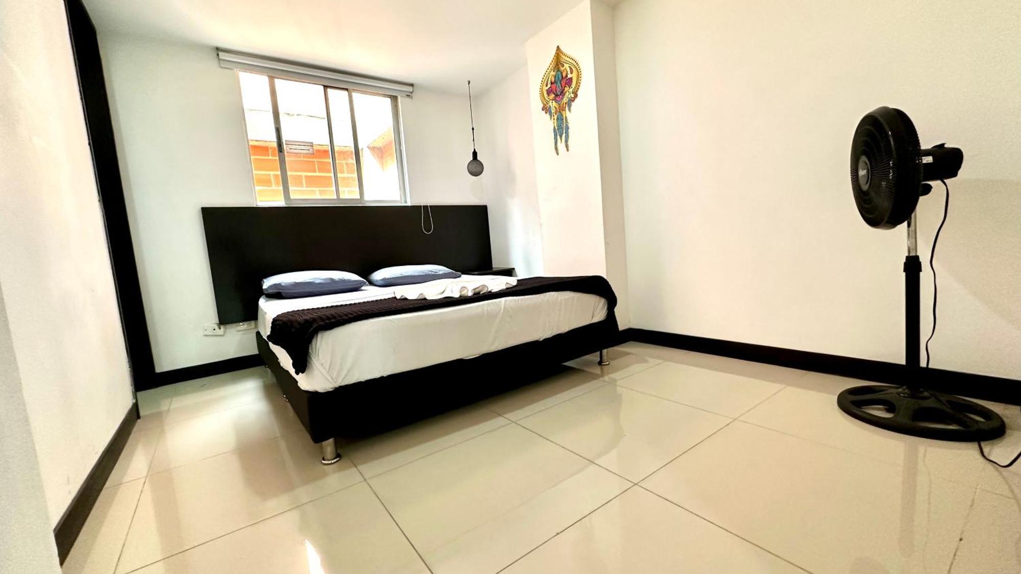 Apto Moderno En Laureles Medellin Exterior photo